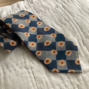 TINO COSIRA FOR HOLT RENFREW DAISY SILK TIE